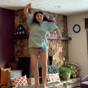 Meet your Posher, Amada